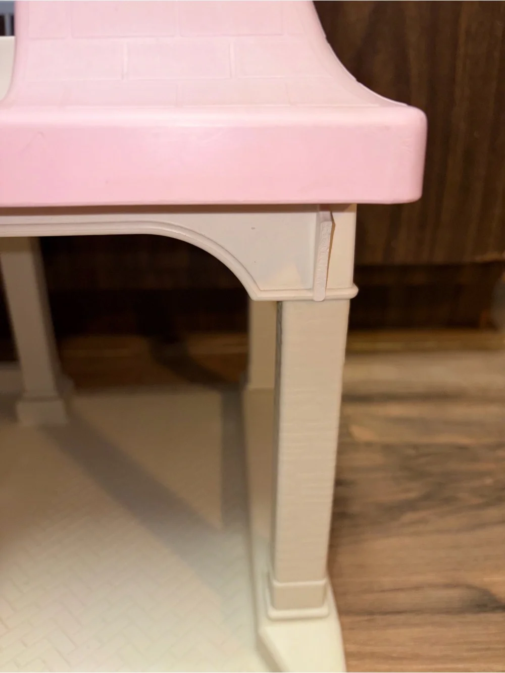 Vintage Little Tikes Grandma's Cottage Pink Roof Dollhouse Grandparents House